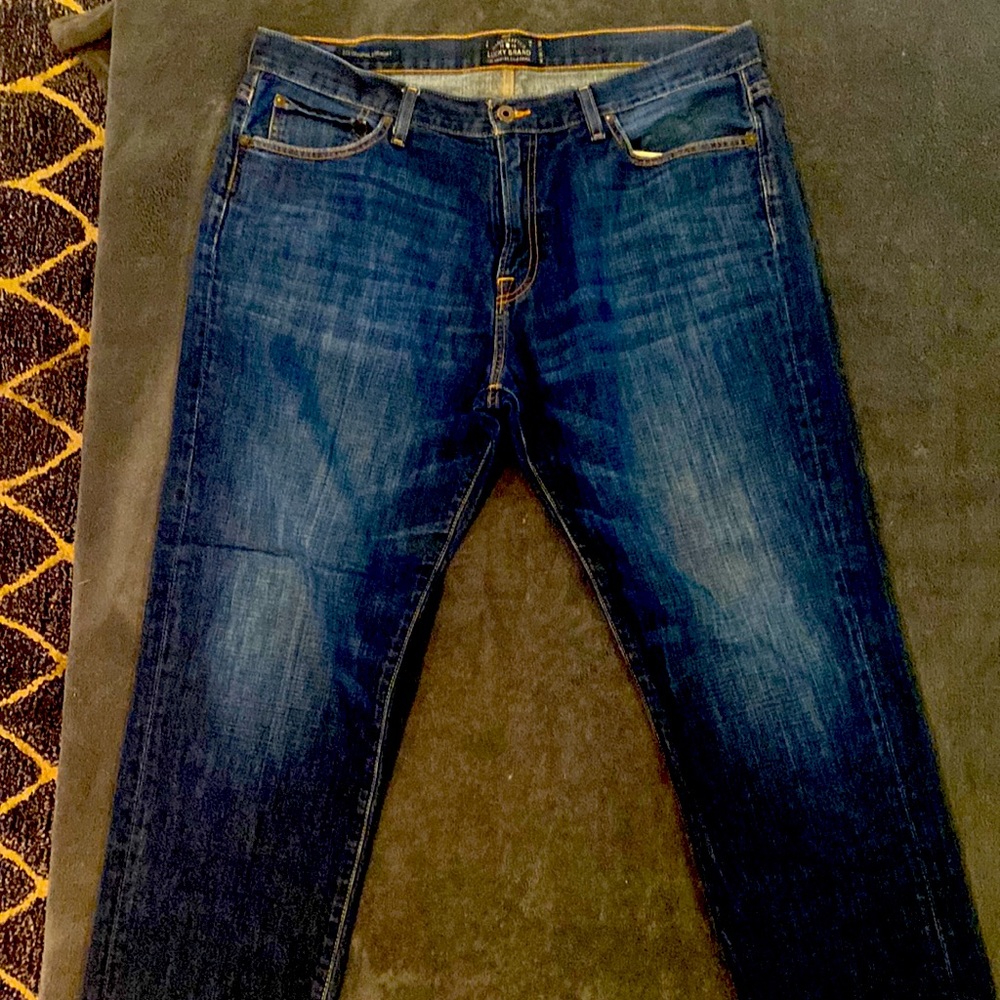 Lucky brand straight leg jeans.